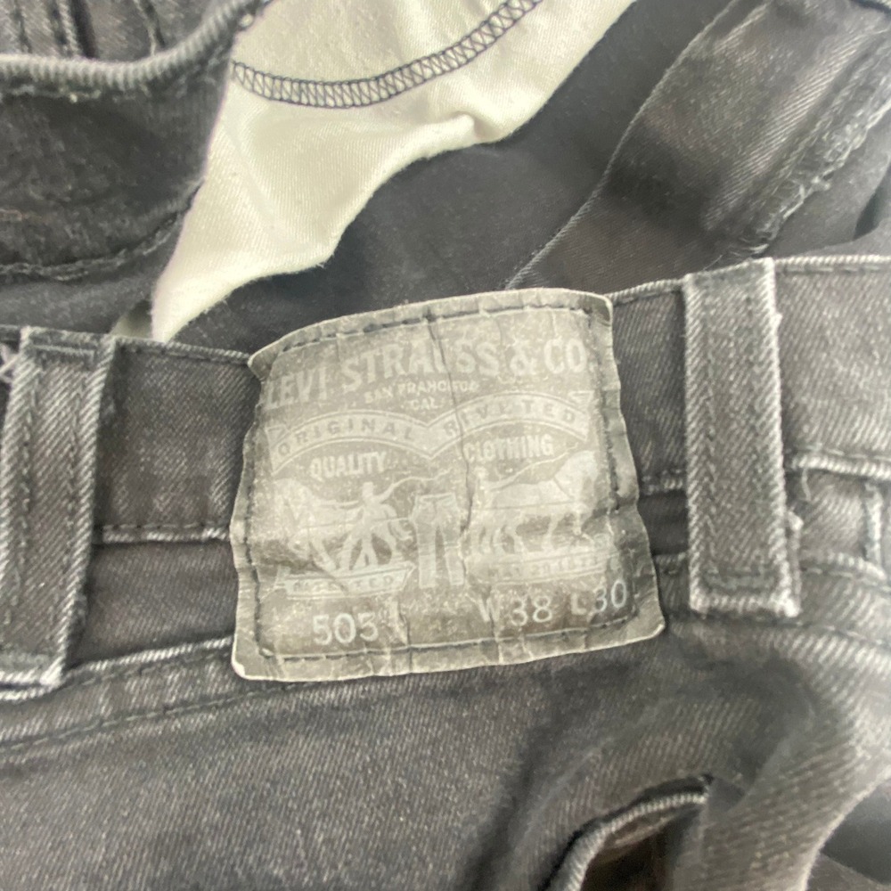 Levi's Strauss & Co 505 Jeans Mens 38x30 Black Denim Faded Straight Selvedge Leg - Picture 7 of 7